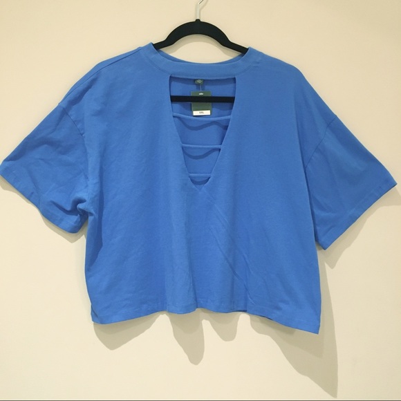 wild fable Tops - NWT Wild Fable XXL Blue Deep V Crop Top